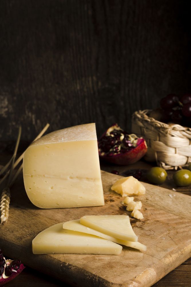 Il documento di Slow Food sui formaggi a latte crudo:  evitare i toni allarmistici, in gioco c’è una ricchezza incommensurabile