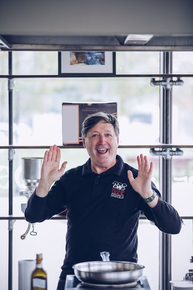 Il cibo come massima espressione di partecipazione: al Festival dei Luoghi Comuni due appuntamenti con Chef Kumalé