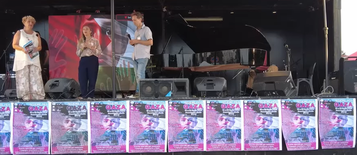 L'intervento dell'operatrice sanitaria di Medici senza frontiere Martina Marchiò a Novello L'intervento dell'operatrice sanitaria di Medici senza frontiere Martina Marchiò a Novello