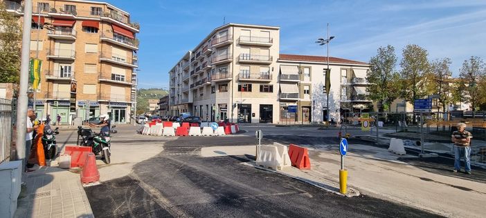 Alba, cantiere scolmatore: sino a maggio 2025 viabilità modificata in corso Enotria e corso Langhe Alba, cantiere scolmatore: sino a maggio 2025 viabilità modificata in corso Enotria e corso Langhe