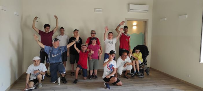 I proventi dello spettacolo andranno a favore dell'associazione albese Ludica I proventi dello spettacolo andranno a favore dell'associazione albese Ludica