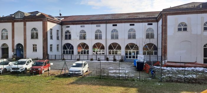 La sede del liceo artistico albese, nell'ex Caserma Govone