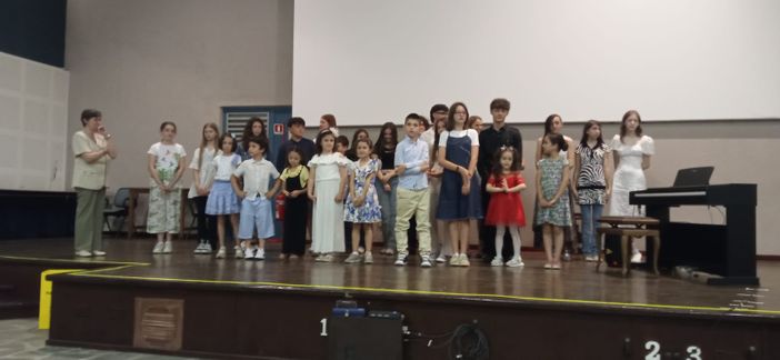 In foto una precedente edizione del saggio di Musicando