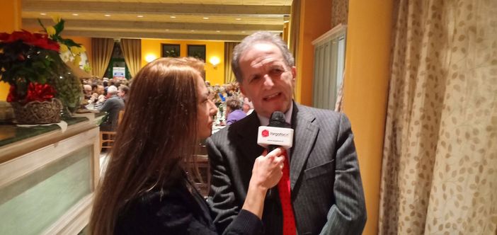 Trecento persone all'incontro del senatore Perosino per gli auguri di Natale (FOTO E VIDEO)