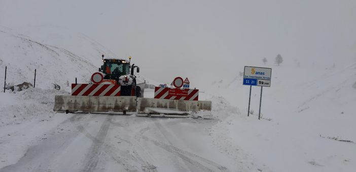 Neve in alta quota, chiude il Colle della Maddalena da Argentera fino al confine di stato