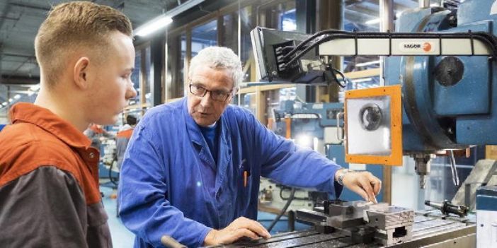 Al Movicentro di Bra "Formiamo il futuro" mette al centro scuola e lavoro