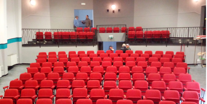 Una lotteria per ristrutturare il cinema-teatro parrocchiale di Ceresole