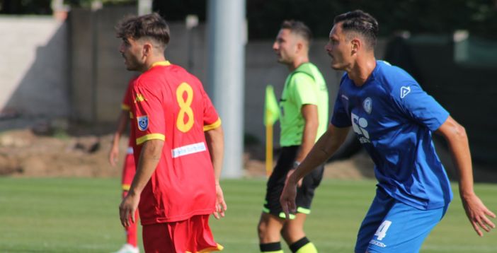 Bra in azione - foto a. lusso
