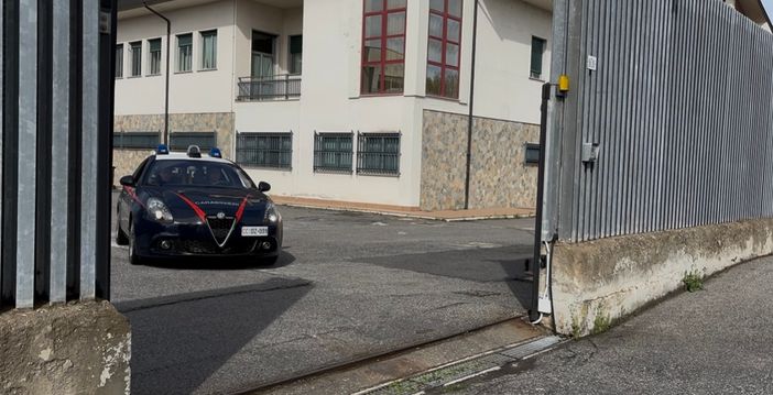 Molestata e palpeggiata a Bastia Mondovì: la Procura indaga per violenza sessuale di gruppo