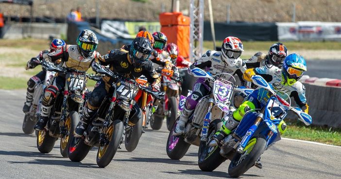 Supermoto: al Kart Planet di Busca appuntamento con il Gran Premio d'Europa!