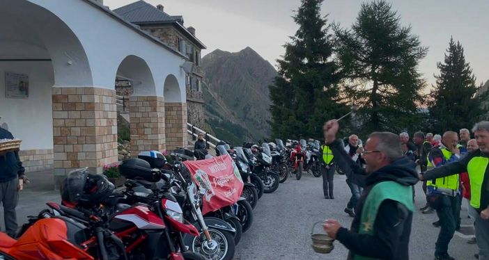 Annullata la notturna in moto con la benedizione delle moto a Sant’Anna di Vinadio Annullata la notturna in moto con la benedizione delle moto a Sant’Anna di Vinadio