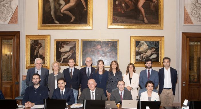 Nella foto (Artefoto Carrù) il nuovo Consiglio di Amministrazione, che resterà in carica per il triennio 2024/2026