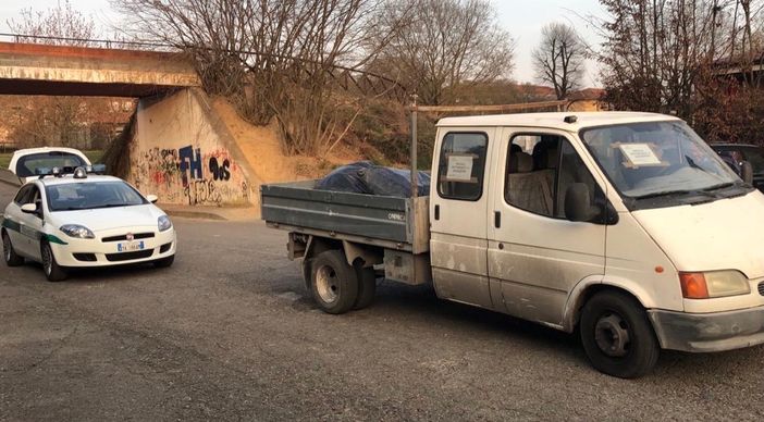 Furbetti della targa alterata pizzicati dalla Polizia Locale braidese Furbetti della targa alterata pizzicati dalla Polizia Locale braidese