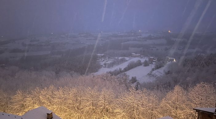 La nevicata in corso a Mondovì La nevicata in corso a Mondovì