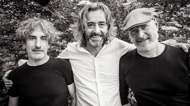 Ad Alba per la rassegna “L’albero racconta…” arriva “Guarda le stelle. La storia del Piccolo Principe” Ad Alba per la rassegna “L’albero racconta…” arriva “Guarda le stelle. La storia del Piccolo Principe”