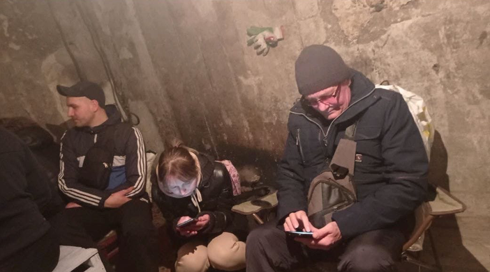 Nel rifugio anti-aereo Nel rifugio anti-aereo