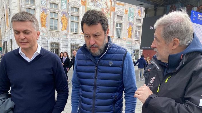 Salvini a Genova: "Il ponte sullo Stretto? Sarà l'opera più 'green' del mondo Salvini a Genova: "Il ponte sullo Stretto? Sarà l'opera più 'green' del mondo