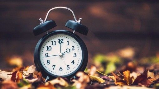 Torna l'ora solare: stanotte lancette indietro di un'ora Torna l'ora solare: stanotte lancette indietro di un'ora