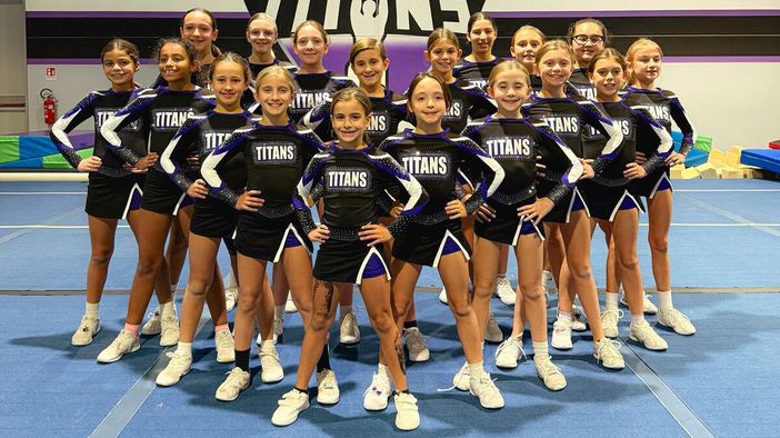 Nuove divise per gli atleti di Alba Cheer Titans