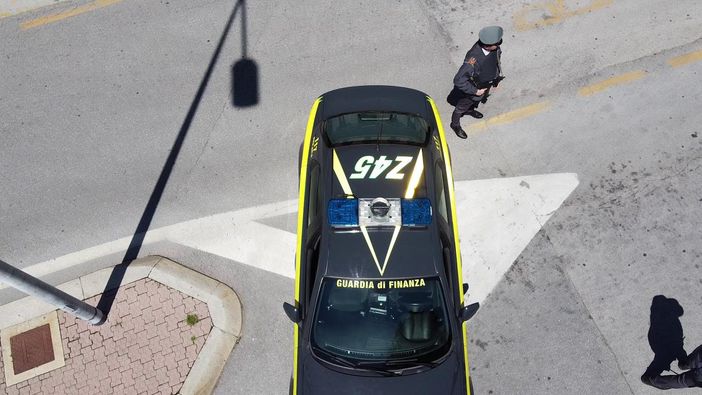 Fatture inesistenti per 2 milioni di euro, scoperta frode fiscale dalla Guardia di Finanza di Bra