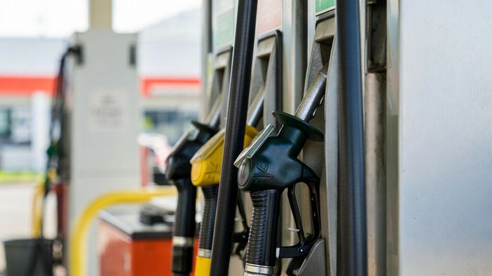 Caro carburanti, Codacons: "In provincia di Cuneo il secondo prezzo più alto d’Italia per il gasolio. Al servito 2,749 euro al litro" Caro carburanti, Codacons: "In provincia di Cuneo il secondo prezzo più alto d’Italia per il gasolio. Al servito 2,749 euro al litro"