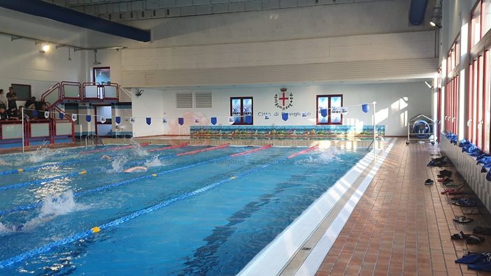 "Chiediamo una nuova piscina per Savigliano": a firmare la petizione anche il papà dell'atleta olimpica Sara Curtis