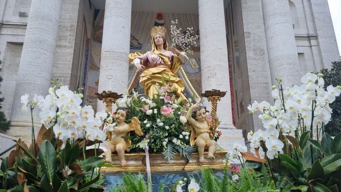 In foto alcuni momenti della festa patronale di Madonna dei Fiori, a Bra