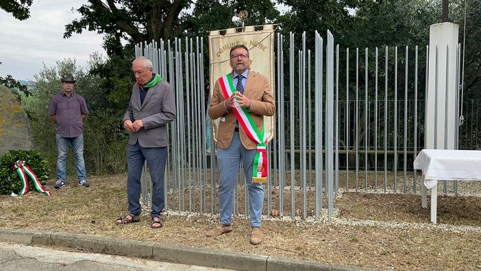 Neive, una cerimonia ricorda i partigiani uccisi dai nazisti Neive, una cerimonia ricorda i partigiani uccisi dai nazisti