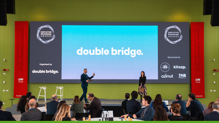 eVISO entra nella community Double Bridge: insieme per valorizzare chi fa crescere l’impresa eVISO entra nella community Double Bridge: insieme per valorizzare chi fa crescere l’impresa