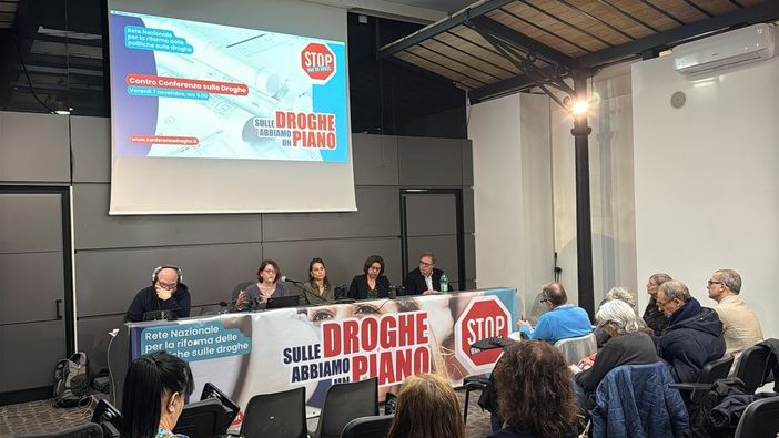Giulia Marro partecipa alla Controconferenza nazionale “Sulle droghe abbiamo un piano” Giulia Marro partecipa alla Controconferenza nazionale “Sulle droghe abbiamo un piano”