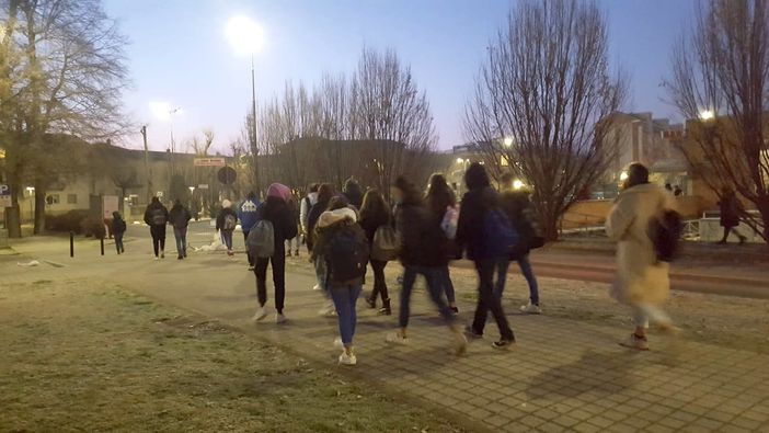 Ieri la ripresa delle lezioni in presenza per le scuole superiori piemontesi