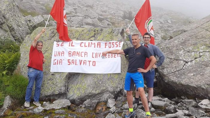 Rifondazione Comunista sulle orme di Bossi a Pian del Re, ma per ben altre ragioni Rifondazione Comunista sulle orme di Bossi a Pian del Re, ma per ben altre ragioni