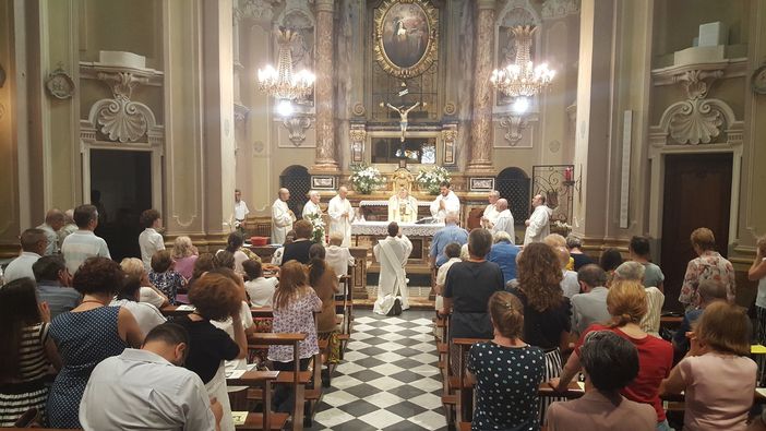 Festa grande in onor­e di Santa Chiara d’A­ssisi al Monastero de­lle Clarisse di Bra (Foto)