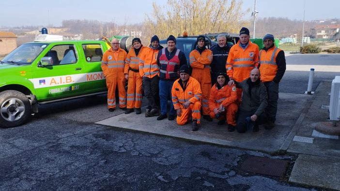 A Montà una 'task force' ripulisce il paese dai rifiuti abbandonati