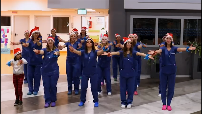 Gli auguri del Blocco Parto e della Ginecologia dell'ospedale di Verduno [VIDEO]