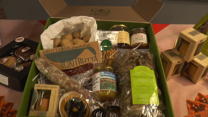 A Natale regala un pacco con prodotti a marchio Qualità Parco APAM [VIDEO]