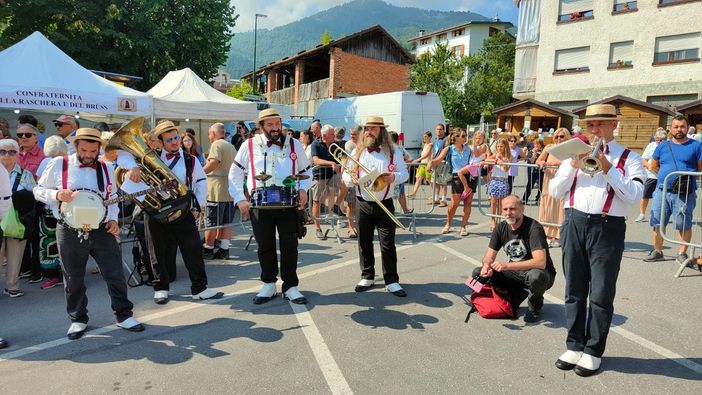 A Frabosa Soprana grande festa per la Sagra della Raschera e del Bruss [FOTO]