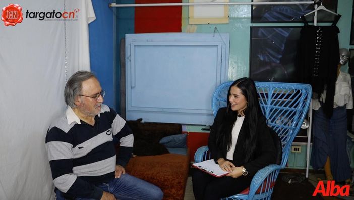 7 Minuti con Flavia Monteleone. L'ospite della prima puntata è l'artista Massimo Berruti