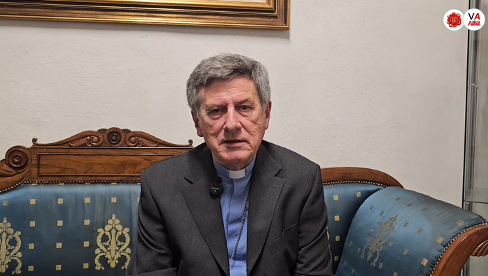 Per questo Natale il vescovo di Cuneo-Fossano: “Gloria a Dio e pace in terra agli uomini che Dio ama” [VIDEO]