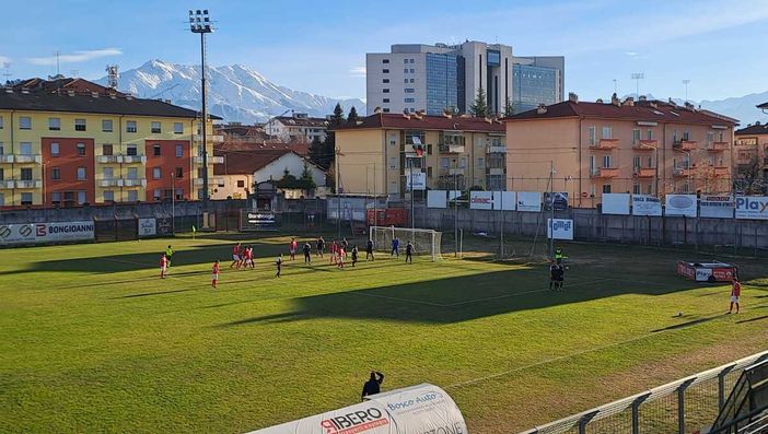 CALCIO ECCELLENZA / Gol e spettacolo tra Cuneo e Cheraschese, al Paschiero finisce 2-2 CALCIO ECCELLENZA / Gol e spettacolo tra Cuneo e Cheraschese, al Paschiero finisce 2-2