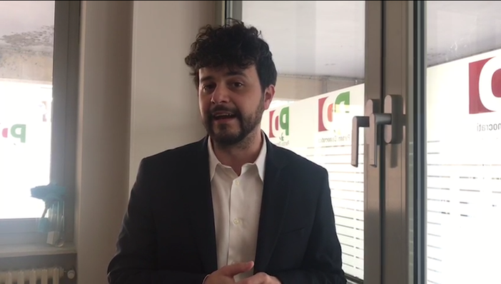 A Cuneo Brando Benifei il più giovane eurodeputato del gruppo dei socialisti e democratici: "Siamo per la sovranità vera quella da costruire insieme in Europa" (VIDEO)