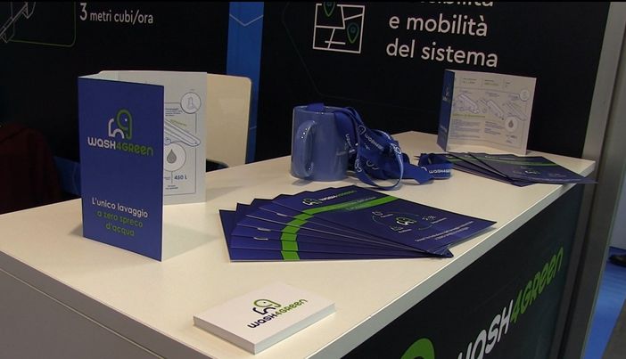 Il sistema di lavaggio veicoli industriali di Wash4green a Ecomondo a Rimini [VIDEO]
