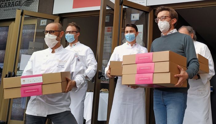 Alba, Città Unesco per la Gastronomia presenta “La grande cena di città”