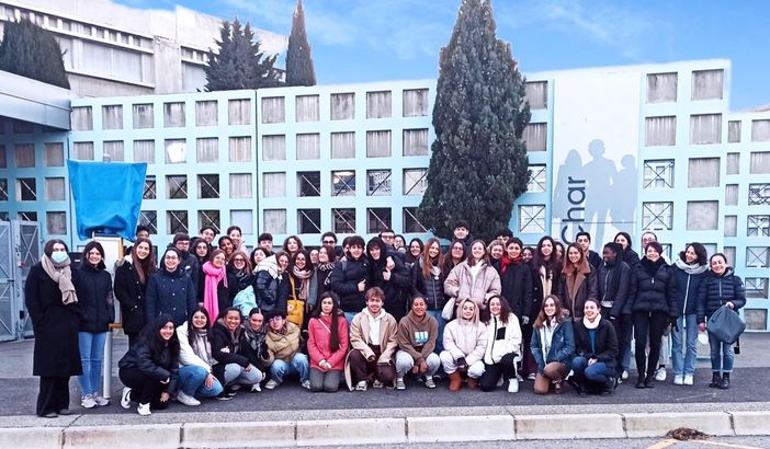 Soggiorno di studio ad Avignone per gli studenti del Classico Govone di Alba Soggiorno di studio ad Avignone per gli studenti del Classico Govone di Alba