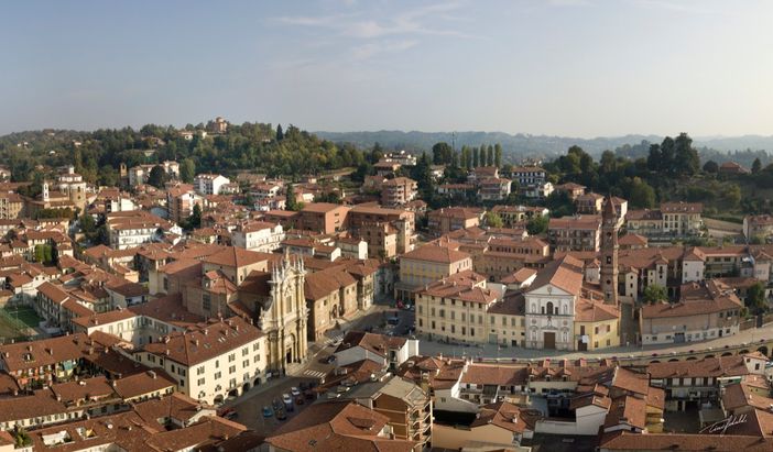 Bra, continua il trend positivo di apertura dei negozi. Conterno: "Il commercio locale resta sano"