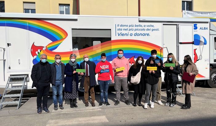 Alba, in casa Egea prima donazione di sangue per 25 allievi del "Cillario-Ferrero"