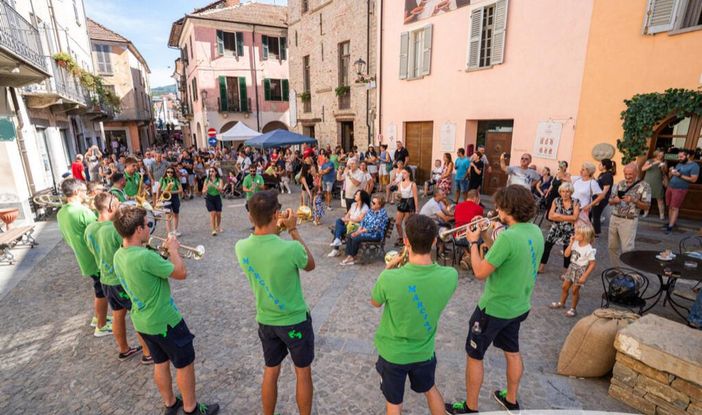 La fiera Nazionale della Nocciola ha richiamato oltre 10.000 persone La fiera Nazionale della Nocciola ha richiamato oltre 10.000 persone