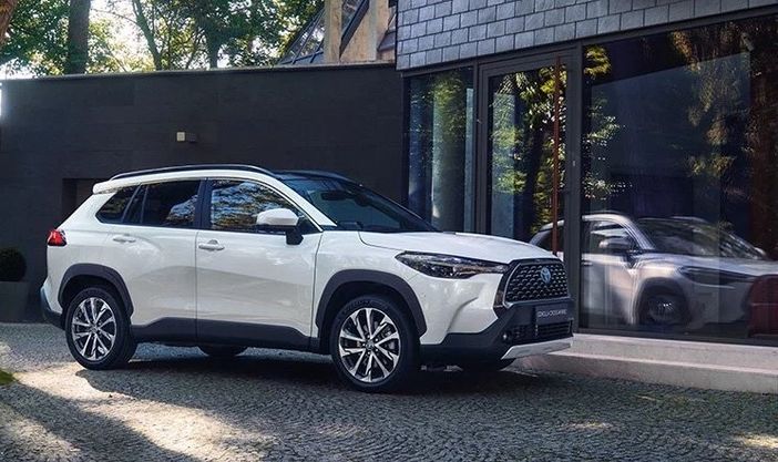 Nuova Corolla Cross Hybrid