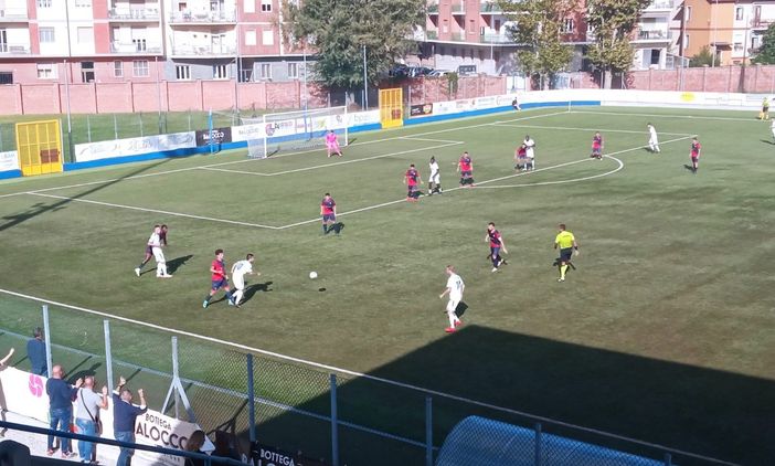 Calcio Serie D, Viassi guarda avanti dopo il ko con il Vado: "La squadra gioca bene e mancano tante partite" (VIDEO)