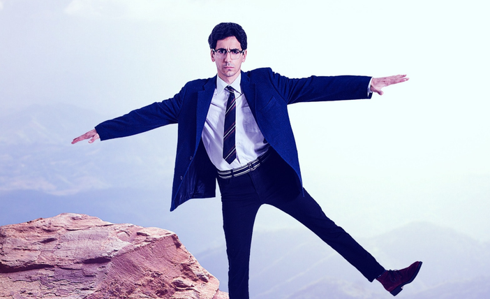 Collisioni porta ad Alba lo spettacolo musicale di Valerio Lundini Collisioni porta ad Alba lo spettacolo musicale di Valerio Lundini